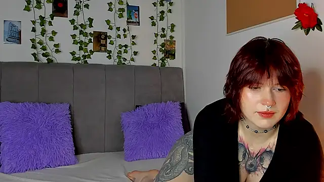 miss Lizzy online show from 02/05/26, 01:21