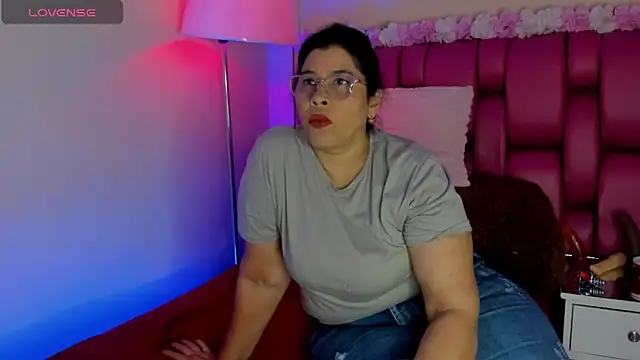 desire matture online show from 02/18/25, 07:19