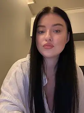 Angela Fosterr online show from 09/28/25, 04:23