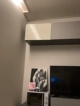 Angela Fosterr online show from 10/16/25, 04:52