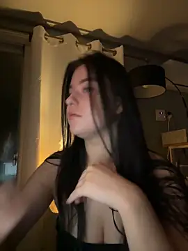 Angela Fosterr online show from 11/29/25, 04:43