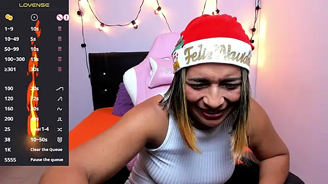 Snapshot of tammy_lynn69 chatting on 12/27/24, 09:22 tammy lynn69 online show from 12/27/24, 09:22