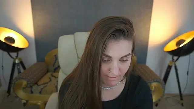 EmmyCharmm online show from 05/31/26, 05:48
