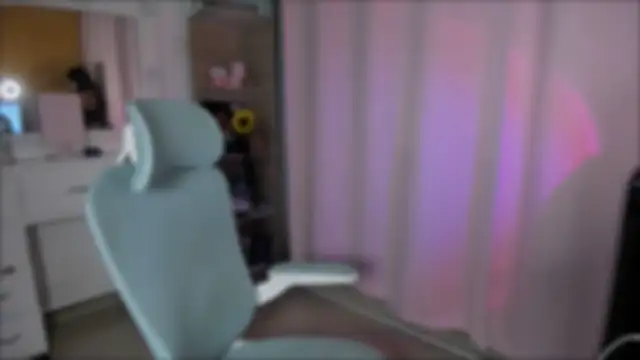 Snapshot of Olivia_xd_ chatting on 01/26/25, 03:48 Olivia xd online show from 01/26/25, 03:48