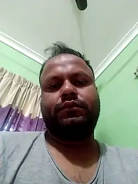 Snapshot of Niladri1410 chatting on 01/02/25, 03:48 Niladri1410 online show from 01/02/25, 03:48