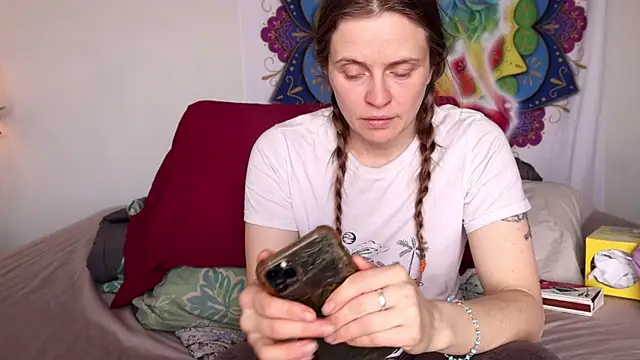 Snapshot of xxpixeyxx chatting on 03/07/25, 08:00 xxpixeyxx online show from 03/07/25, 08:00