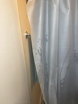 Snapshot of demonslayerr999 chatting on 02/07/25, 04:46 demonslayerr999 online show from 02/07/25, 04:46