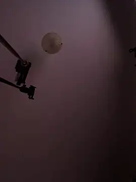 Snapshot of demonslayerr999 chatting on 02/09/25, 06:43 demonslayerr999 online show from 02/09/25, 06:43