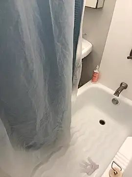 Snapshot of demonslayerr999 chatting on 09/22/25, 06:04 demonslayerr999 online show from 09/22/25, 06:04