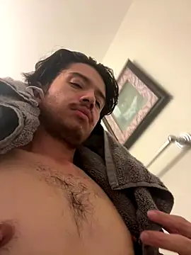 Snapshot of demonslayerr999 chatting on 09/26/25, 04:27 demonslayerr999 online show from 09/26/25, 04:27