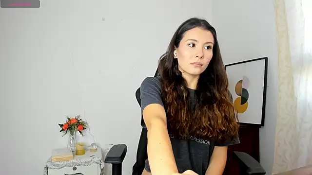 amara falcon online show from 11/06/25, 01:12