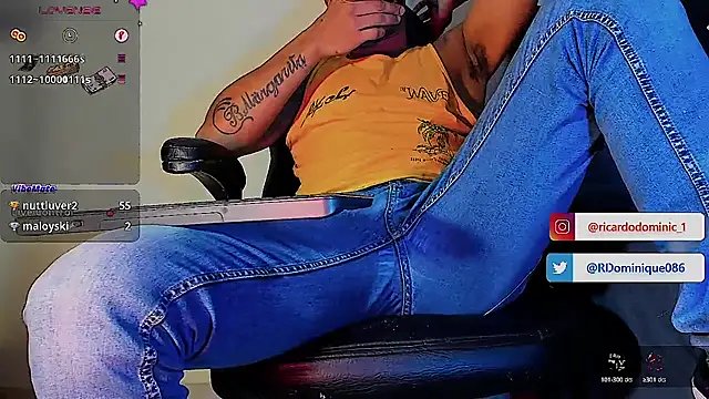 Snapshot of FuckHardlove chatting on 02/27/25, 10:20 FuckHardlove online show from 02/27/25, 10:20