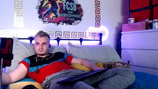 erotico69xxx online show from 02/19/25, 08:52