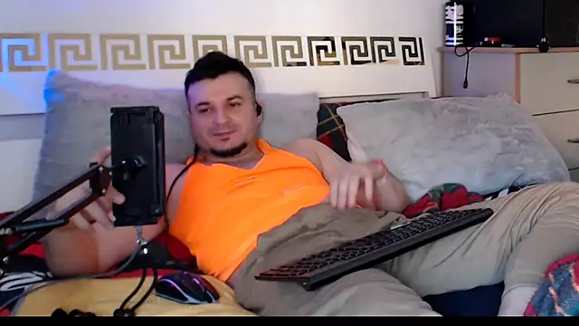 Snapshot of erotico69xxx chatting on 03/14/26, 10:42 erotico69xxx online show from 03/14/26, 10:42