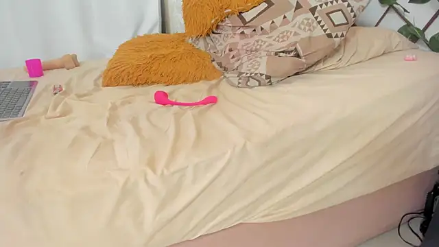 Latina BigBoobs online show from 12/25/24, 05:47