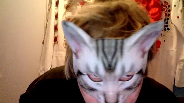 Snapshot of Sigorius chatting on 01/12/25, 05:01 Sigorius online show from 01/12/25, 05:01