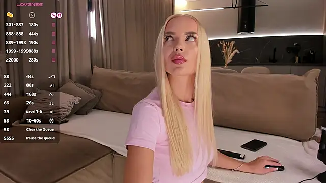 Snapshot of eva_m1racle_ chatting on 11/02/25, 08:44 eva m1racle online show from 11/02/25, 08:44