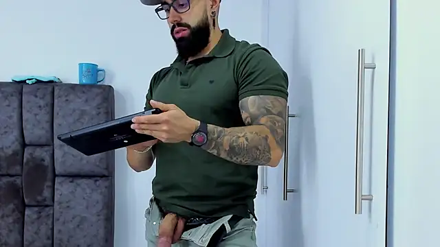 Zack Froone online show from 03/18/25, 06:59