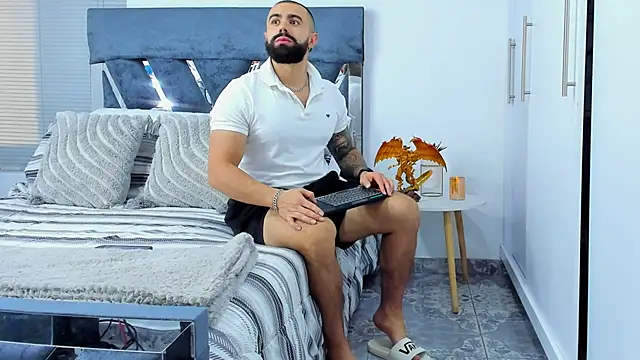 Zack Froone online show from 02/10/26, 01:15