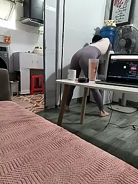 Snapshot of I_AM_NOT_A_SLUT chatting on 03/17/26, 03:00 I AM NOT A SLUT online show from 03/17/26, 03:00