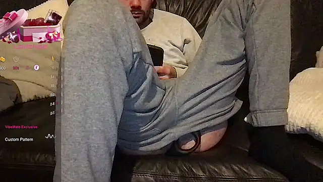 Snapshot of athenphysics chatting on 12/07/24, 09:17 athenphysics online show from 12/07/24, 09:17