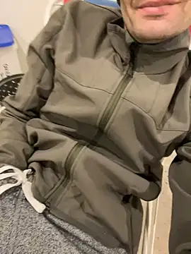 Snapshot of athenphysics chatting on 12/26/24, 05:40 athenphysics online show from 12/26/24, 05:40