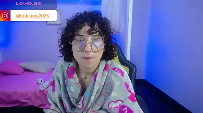 little  amy  online show from 01/02/25, 07:23