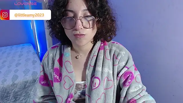 little  amy  online show from 02/19/25, 05:27