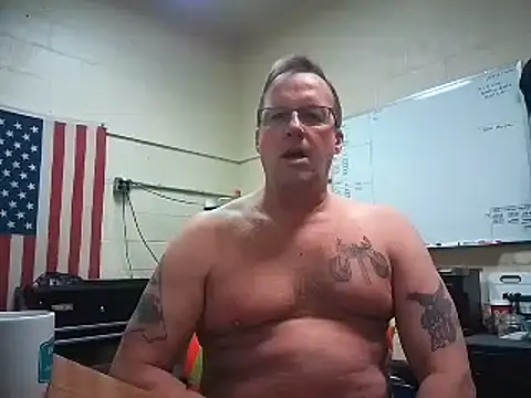 Snapshot of Cockrub1 chatting on 02/05/25, 12:38 Cockrub1 online show from 02/05/25, 12:38