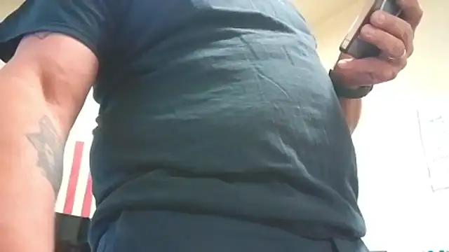 Snapshot of Cockrub1 chatting on 01/18/26, 09:18 Cockrub1 online show from 01/18/26, 09:18