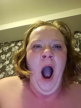 Snapshot of virgieblanca chatting on 03/01/25, 05:31 virgieblanca online show from 03/01/25, 05:31