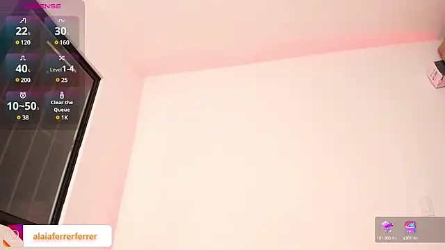 Snapshot of Alaia_Ferrer_ chatting on 03/07/25, 12:26 Alaia Ferrer online show from 03/07/25, 12:26