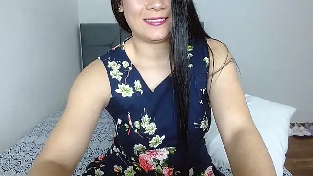 Snapshot of celeste_2023 chatting on 09/21/25, 02:57 celeste 2023 online show from 09/21/25, 02:57