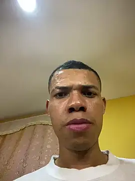 MoiseXxx 777 online show from 12/03/24, 06:15