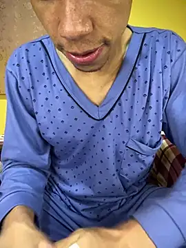 MoiseXxx 777 online show from 12/24/24, 07:39