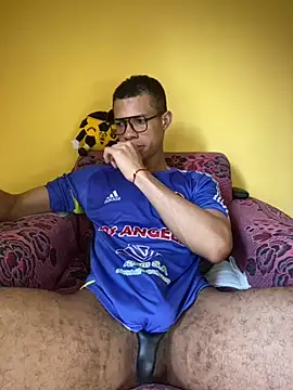 MoiseXxx 777 online show from 01/13/25, 10:24