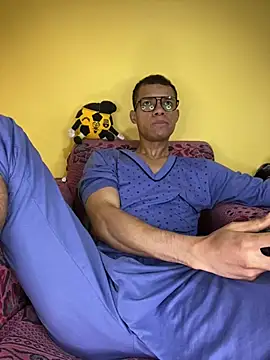 MoiseXxx 777 online show from 01/23/25, 10:22