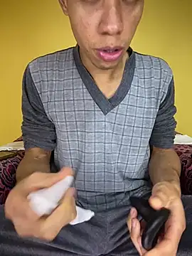 MoiseXxx 777 online show from 02/08/25, 06:22