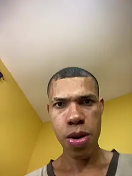 MoiseXxx 777 online show from 03/05/25, 06:44