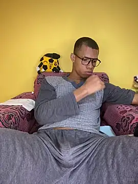 MoiseXxx 777 online show from 03/09/25, 10:08