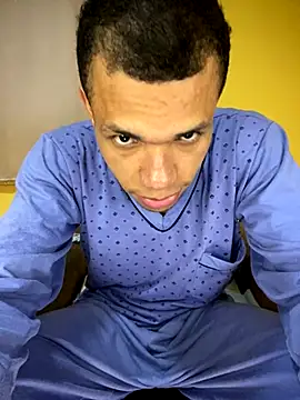 MoiseXxx 777 online show from 09/17/25, 07:32