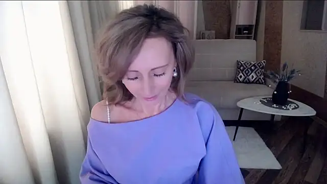 Snapshot of HornyMilf_777 chatting on 03/01/25, 05:52 HornyMilf 777 online show from 03/01/25, 05:52