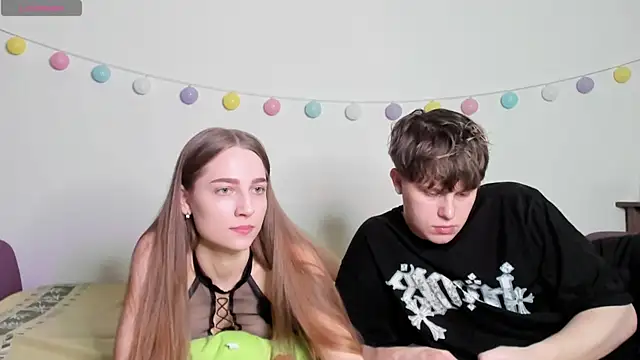 Emily and Ilumi online show from 01/30/25, 05:06