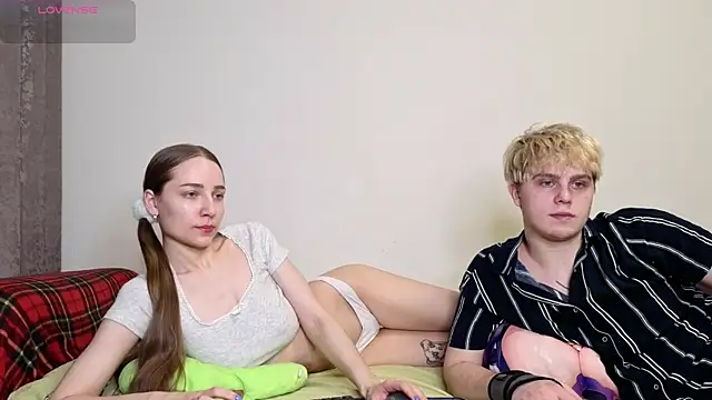 Emily and Ilumi online show from 02/15/26, 05:31