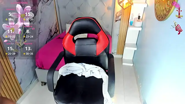 Snapshot of MILEY_JOAS2 chatting on 11/11/25, 12:27 MILEY JOAS2 online show from 11/11/25, 12:27