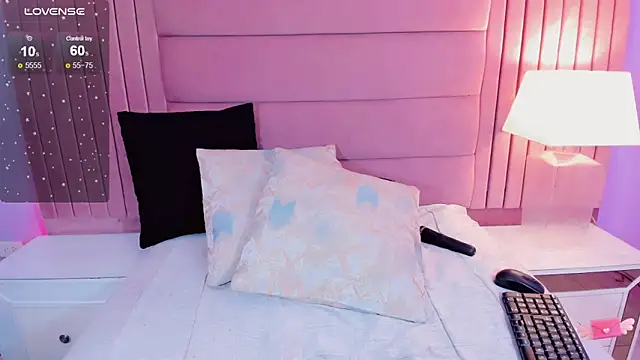 Snapshot of andrea_alvarz chatting on 01/12/25, 07:53 andrea alvarz online show from 01/12/25, 07:53