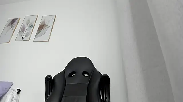  Molly rosse  online show from 05/28/26, 12:02