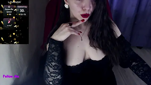 Snapshot of mia-joy chatting on 04/11/26, 12:09 mia-joy online show from 04/11/26, 12:09