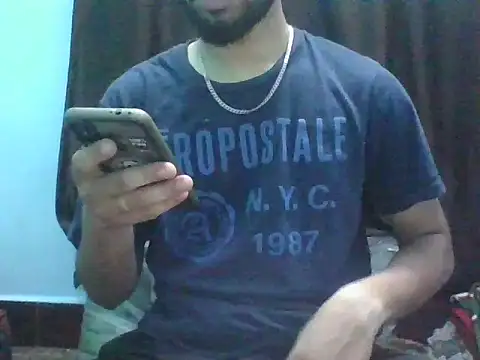 Snapshot of 8inchlegendbro chatting on 06/07/26, 04:55 8inchlegendbro online show from 06/07/26, 04:55