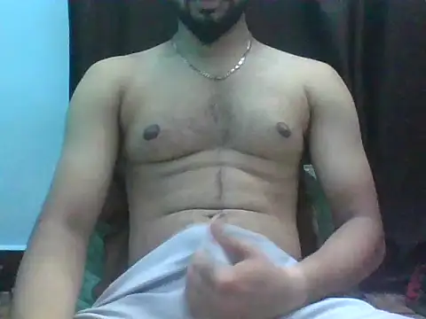 Snapshot of 8inchlegendbro chatting on 06/27/26, 02:01 8inchlegendbro online show from 06/27/26, 02:01